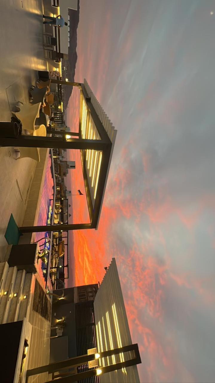 Mass Paradise2 Aqaba Luaran gambar